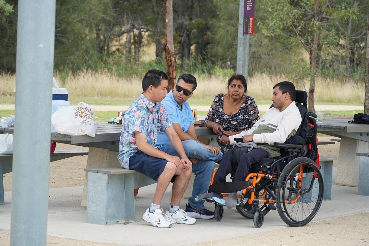 Enable Hub social worker in conversation with a participant